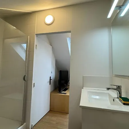 Spacious Duplex In The Heart Of